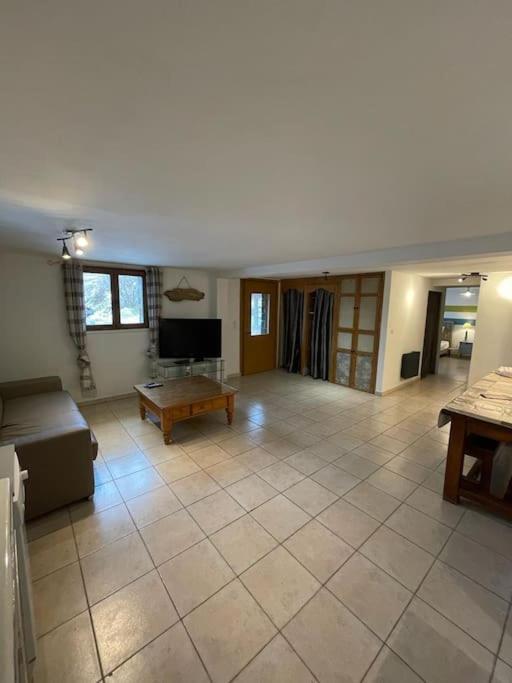 Appartement Paisible Pres Des Pistes De Ski 4 Pers Fontrabiouse Ngoại thất bức ảnh