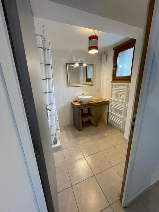 Appartement Paisible Pres Des Pistes De Ski 4 Pers Fontrabiouse Ngoại thất bức ảnh